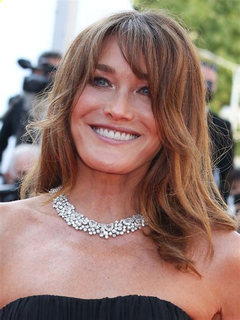 carla bruni âge|Exclusive 